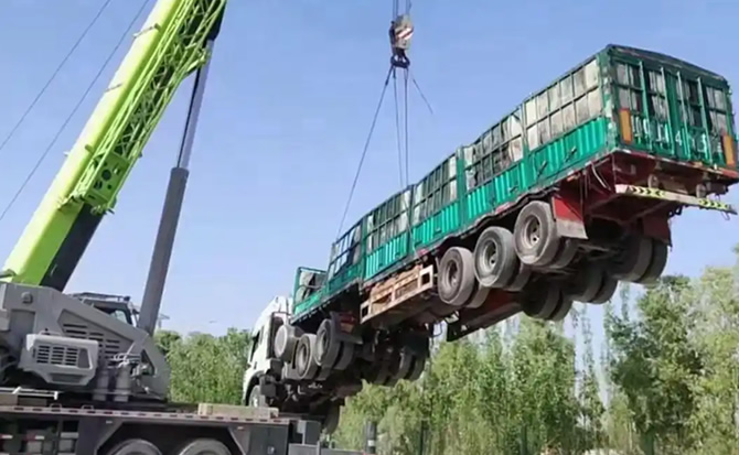 中江道路脱困救援案例